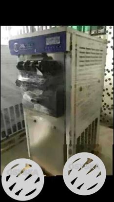 Cone ice cream machine