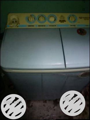 White Front-load Clothes Washer