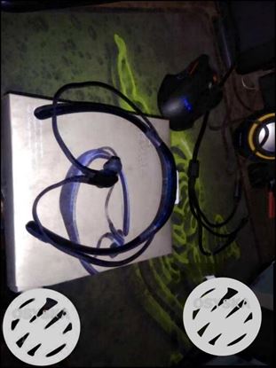 Samsung Level U Bluetooth Headset... 1 week used